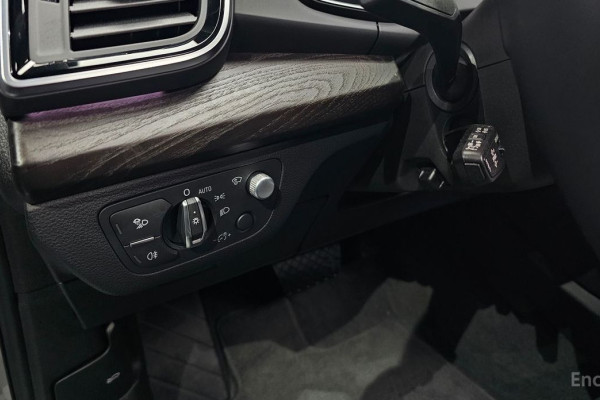 2023 Audi Q5 с пробегом 11 295 км