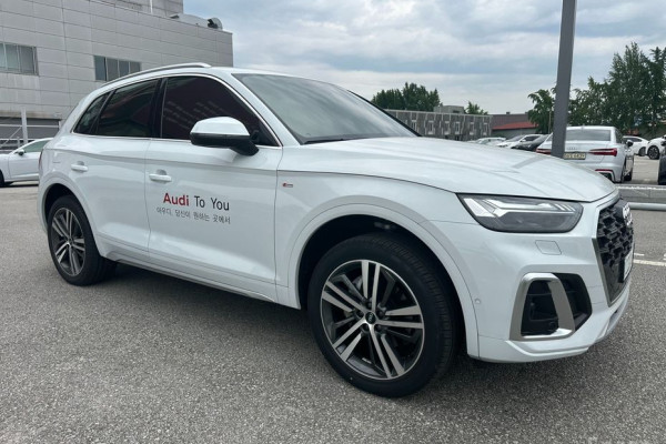 2023 Audi Q5 с пробегом 13 000 км