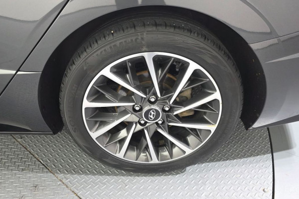 2022 Hyundai Sonata с пробегом 122 855 км