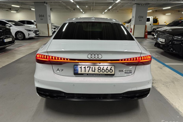 2022 Audi A7 с пробегом 45 427 км