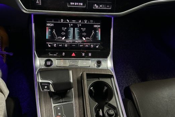 2022 Audi A7 с пробегом 45 427 км