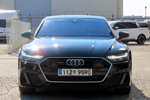 2021 Audi A7 с пробегом 72 599 км