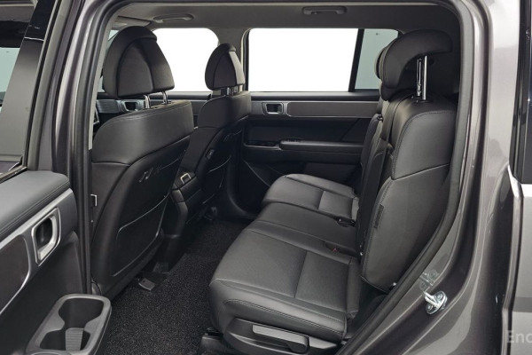 2024 Hyundai Santa Fe с пробегом 30 194 км