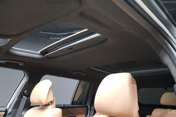 2023 Hyundai Santa Fe с пробегом 7 892 км