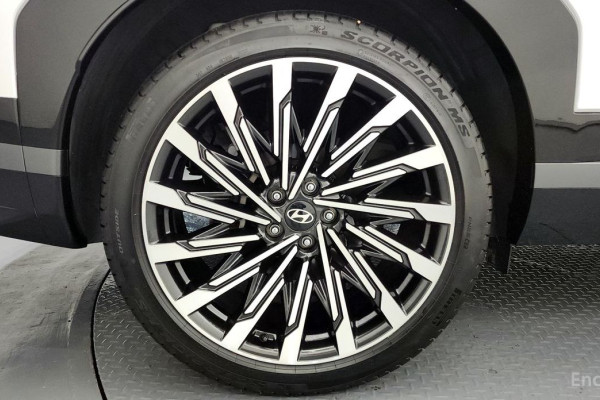 2023 Hyundai Santa Fe с пробегом 21 592 км