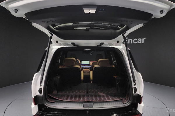 2023 Hyundai Santa Fe с пробегом 7 892 км