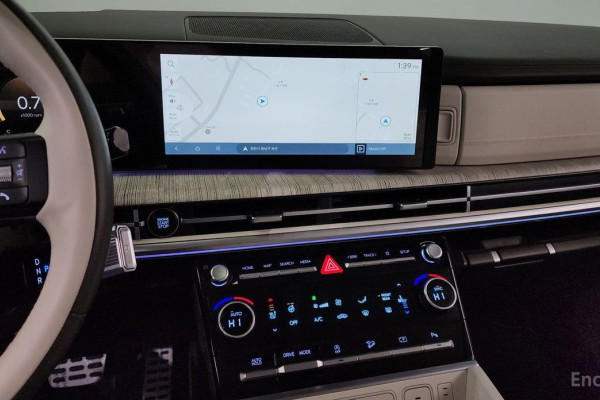 2023 Hyundai Santa Fe с пробегом 21 592 км