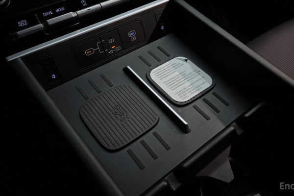 2025 Hyundai Santa Fe с пробегом 4 567 км