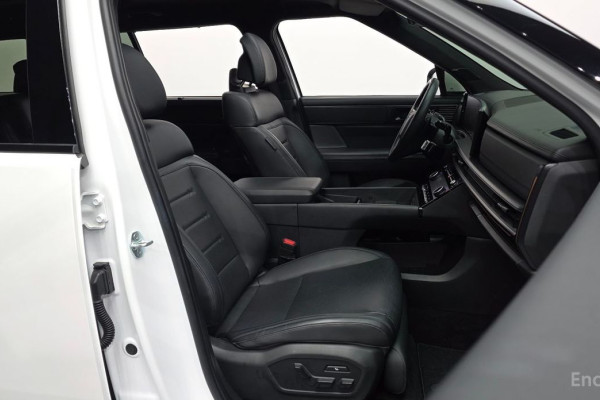 2023 Hyundai Santa Fe с пробегом 28 236 км