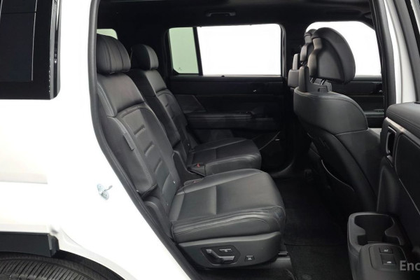 2023 Hyundai Santa Fe с пробегом 28 236 км