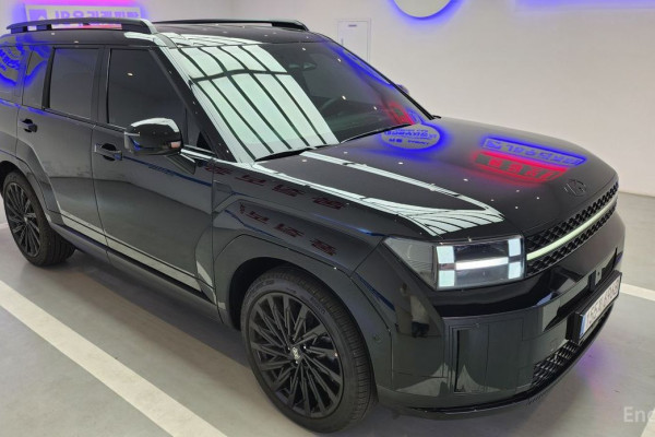 2023 Hyundai Santa Fe с пробегом 6 700 км