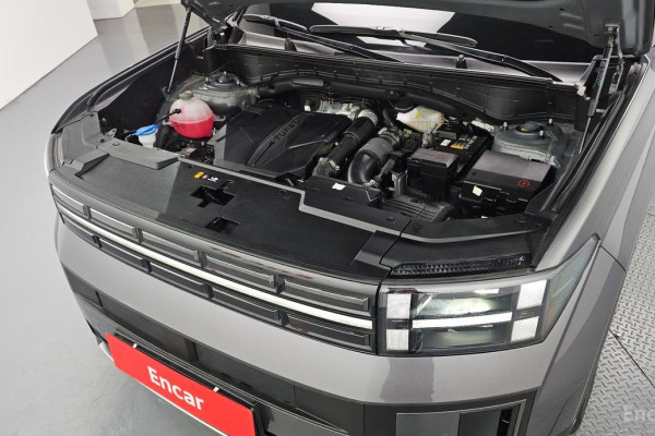 2024 Hyundai Santa Fe с пробегом 13 085 км