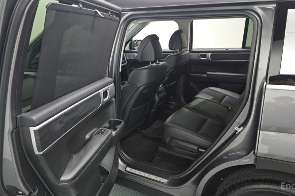 2024 Hyundai Santa Fe с пробегом 13 085 км