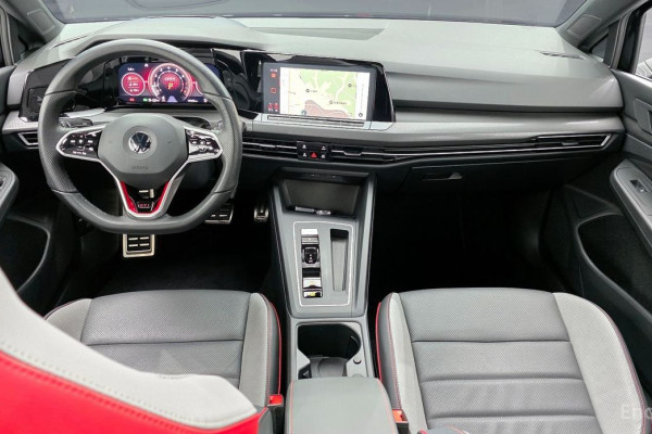 2022 Volkswagen Golf с пробегом 19 496 км