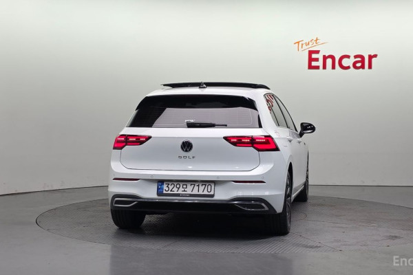 2022 Volkswagen Golf с пробегом 27 610 км