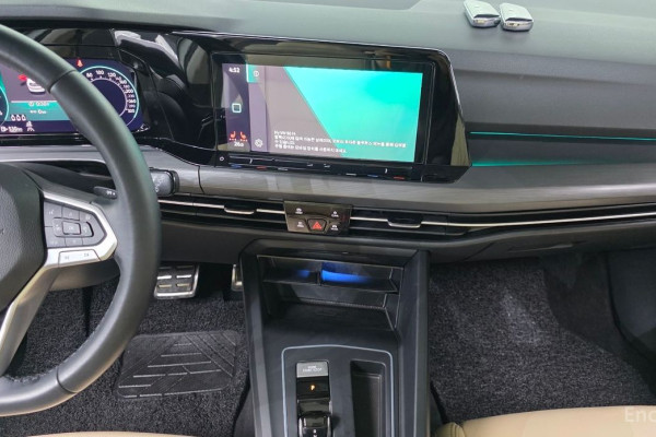 2022 Volkswagen Golf с пробегом 27 610 км