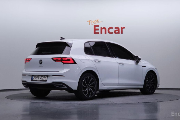 2022 Volkswagen Golf с пробегом 47 348 км