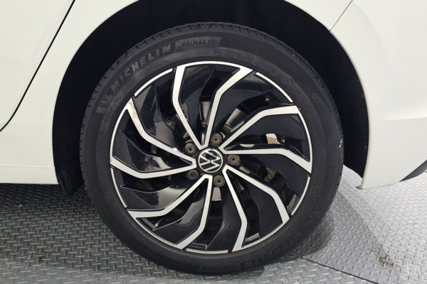 2022 Volkswagen Golf с пробегом 47 348 км