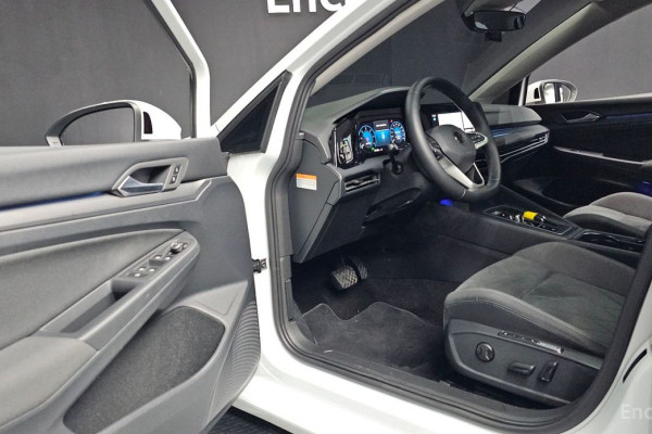 2022 Volkswagen Golf с пробегом 46 233 км