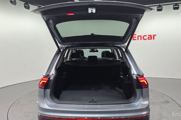 2022 Volkswagen Tiguan с пробегом 28 684 км