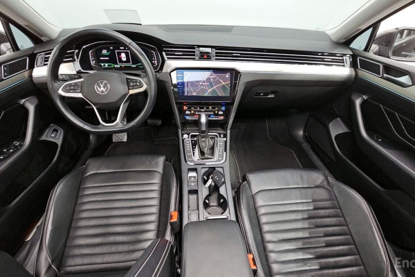 2022 Volkswagen Passat с пробегом 51 795 км