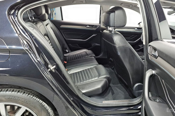 2022 Volkswagen Passat с пробегом 51 795 км