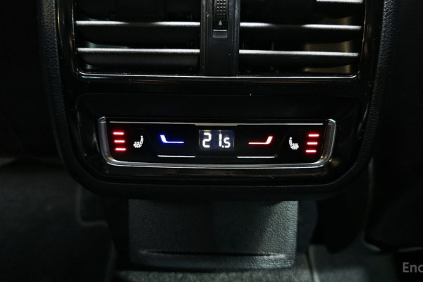 2022 Volkswagen Passat с пробегом 51 795 км