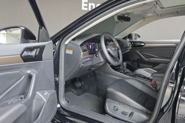 2021 Volkswagen Jetta с пробегом 25 365 км