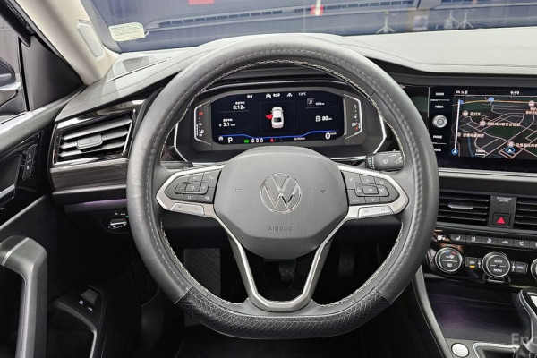 2022 Volkswagen Jetta с пробегом 56 703 км