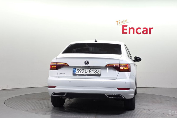 2021 Volkswagen Jetta с пробегом 57 470 км