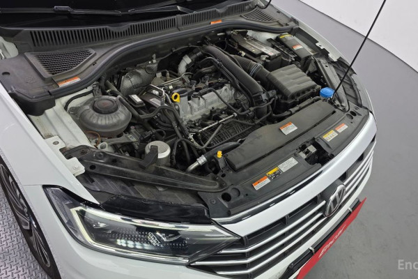 2021 Volkswagen Jetta с пробегом 57 470 км