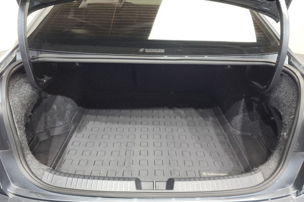 2021 Volkswagen Jetta с пробегом 44 705 км