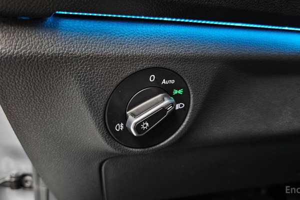 2022 Volkswagen Jetta с пробегом 65 941 км