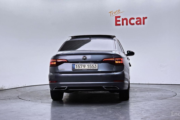 2021 Volkswagen Jetta с пробегом 104 570 км