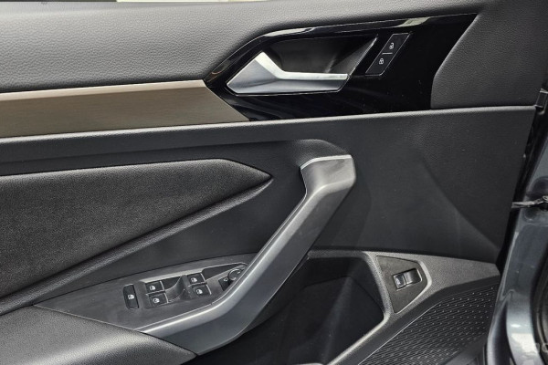 2021 Volkswagen Jetta с пробегом 104 570 км