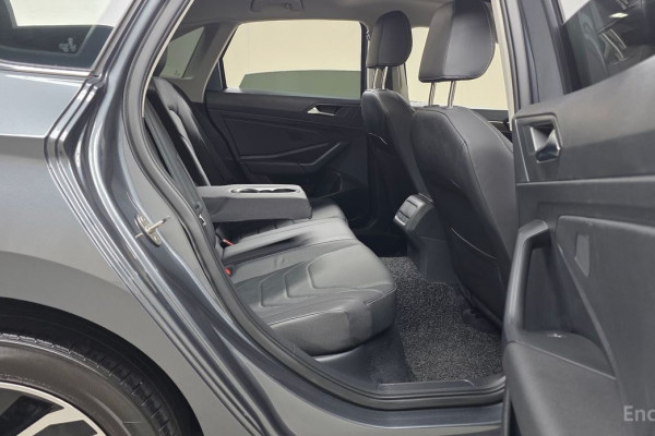 2021 Volkswagen Jetta с пробегом 54 372 км