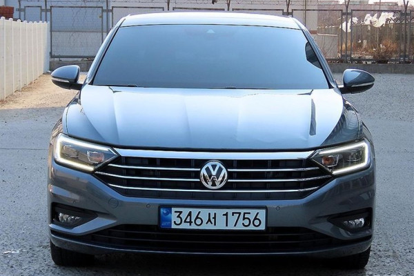 2021 Volkswagen Jetta с пробегом 33 441 км