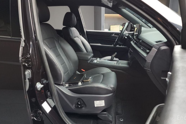 2023 SsangYong Rexton с пробегом 4 744 км