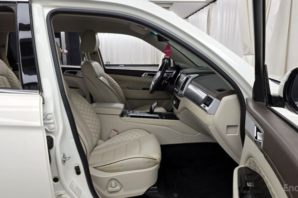 2022 SsangYong Rexton с пробегом 112 482 км