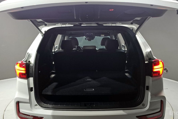 2021 SsangYong Rexton с пробегом 90 121 км