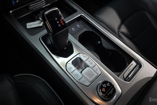 2024 SsangYong Rexton с пробегом 25 990 км