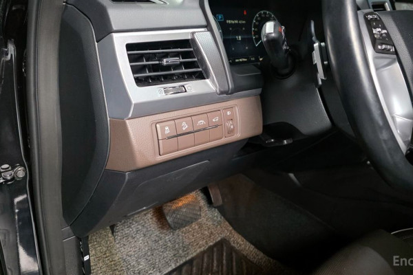 2021 SsangYong Rexton с пробегом 95 779 км