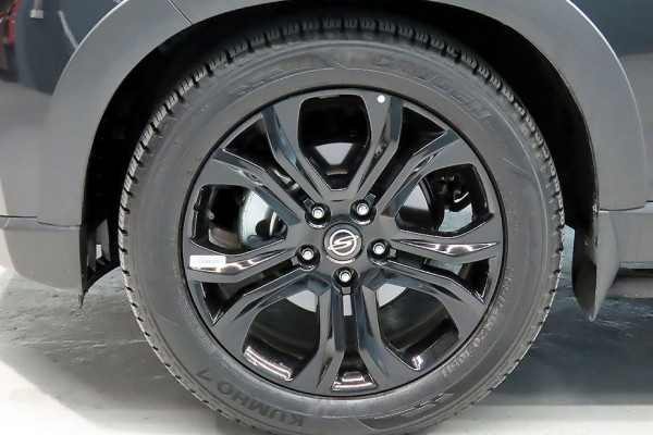 2021 SsangYong Rexton с пробегом 6 905 км