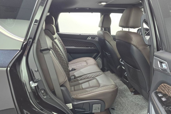 2022 SsangYong Rexton с пробегом 105 724 км