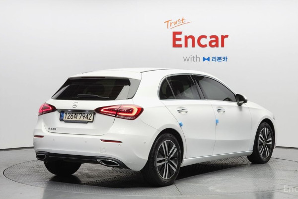 2022 Mercedes-Benz A-Класс с пробегом 44 592 км