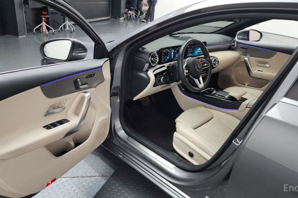 2021 Mercedes-Benz A-Класс с пробегом 90 352 км