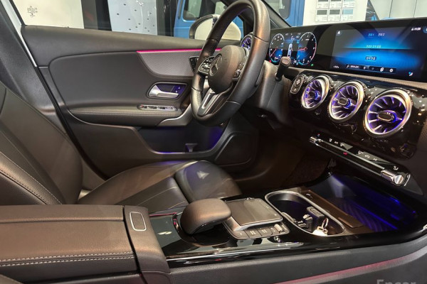 2021 Mercedes-Benz A-Класс с пробегом 71 815 км