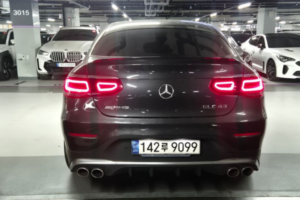 2021 Mercedes-Benz GLC с пробегом 65 055 км