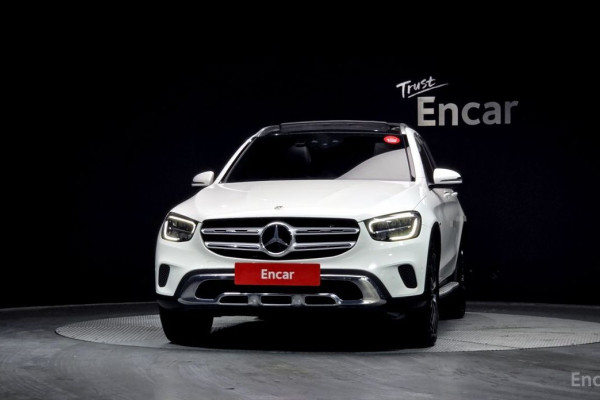 2021 Mercedes-Benz GLC с пробегом 40 590 км