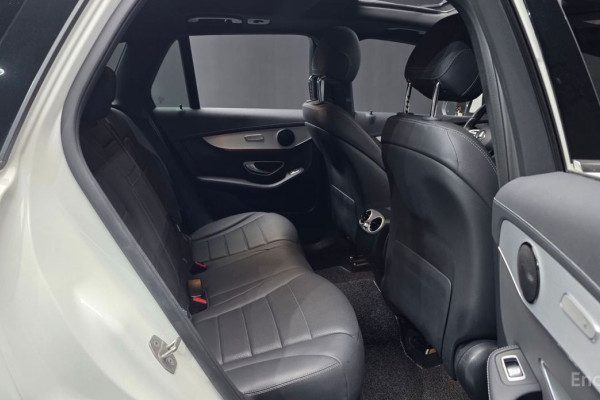 2021 Mercedes-Benz GLC с пробегом 40 590 км